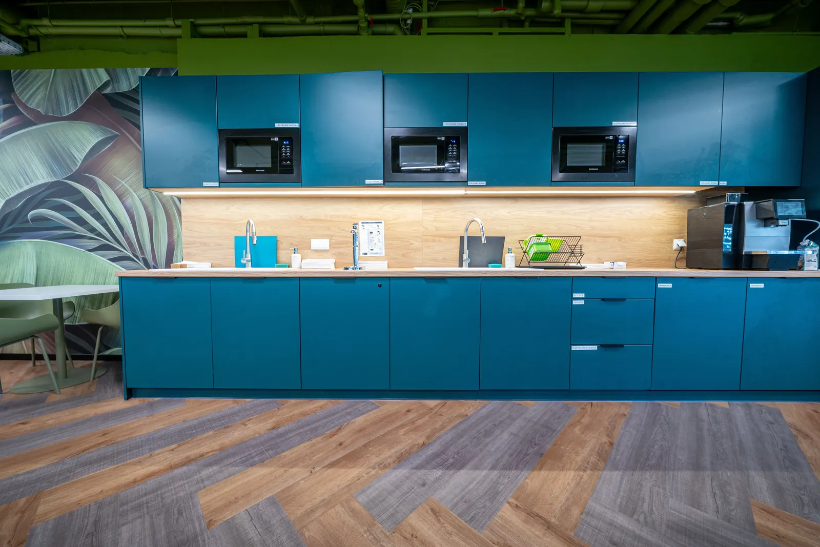 Abakus Logistics - conference room
