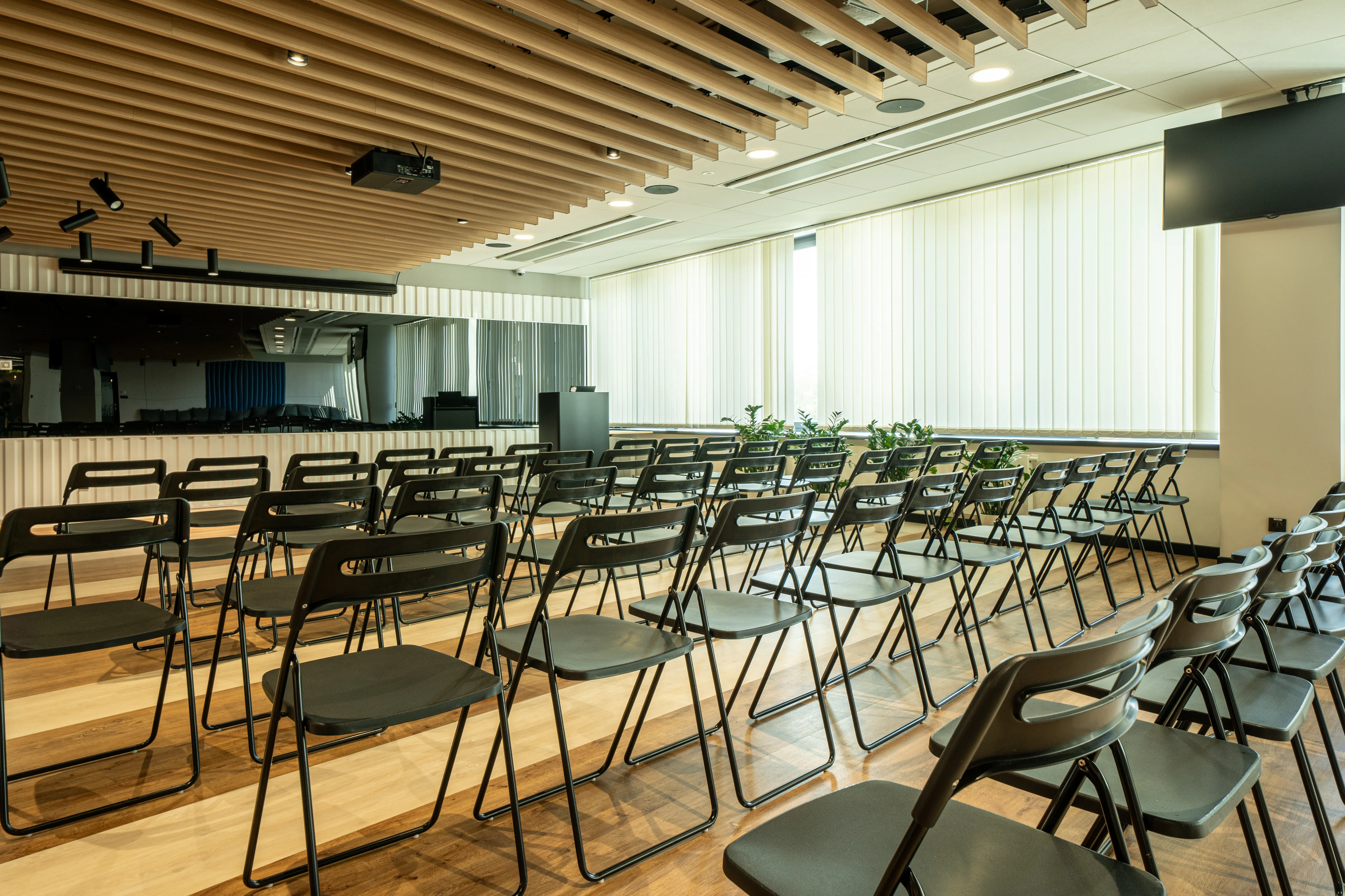 Grand Parade - glass meeting room