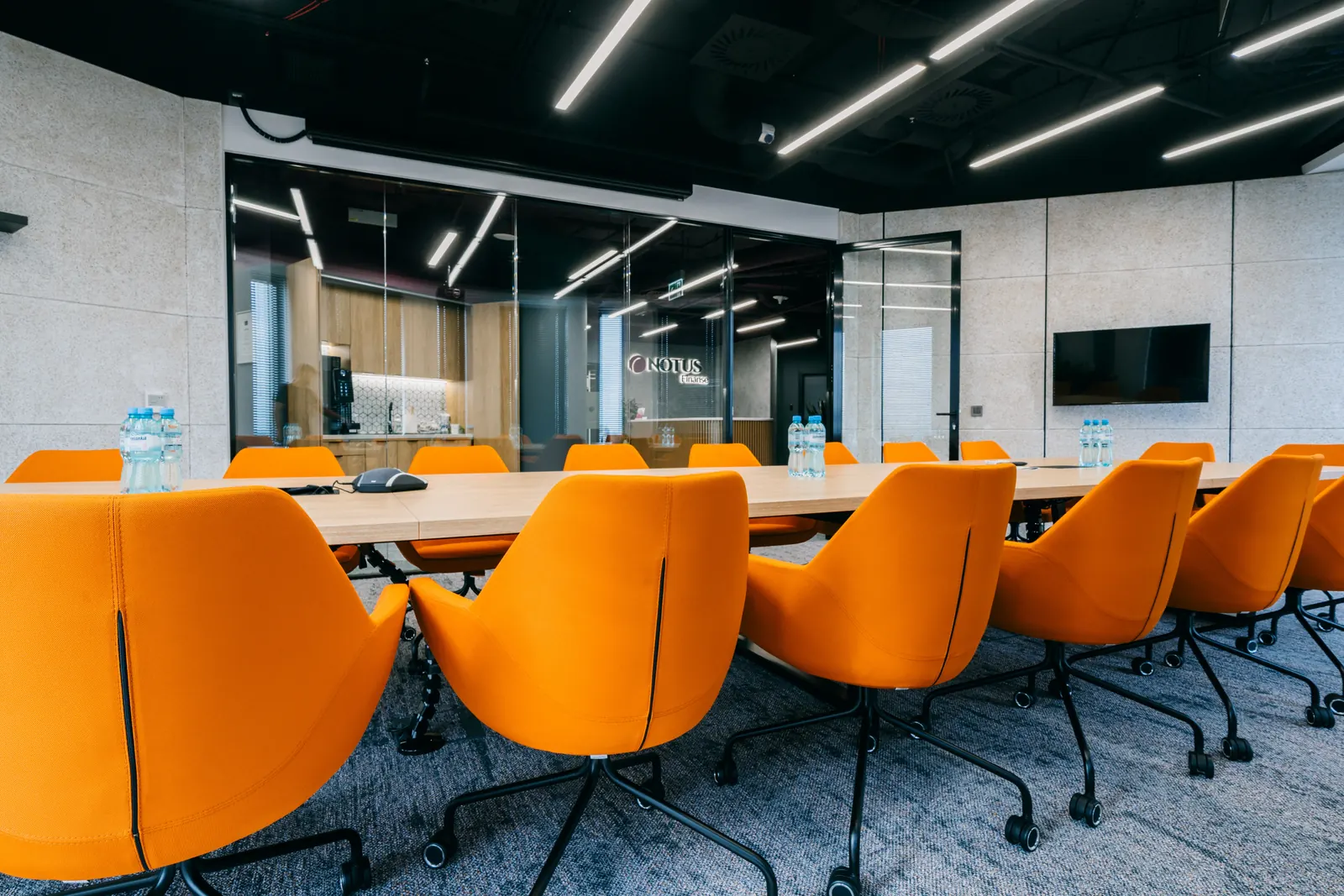 Notus Finanse - strefa open space